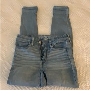 American Eagle Size 6 Skinny Jeans
